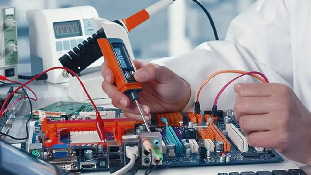 Çat Elektronik Tamircisi